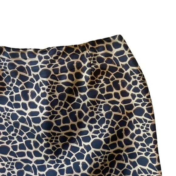 Vintage Ann Taylor Giraffe Print Silk Skirt - Picture 2 of 6